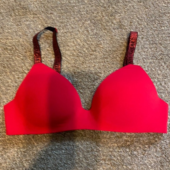 Victoria's Secret Intimates & Sleepwear Read Victorias Secret Bra